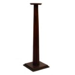 Mahogany tapered fluted torchère stand, 110cm high