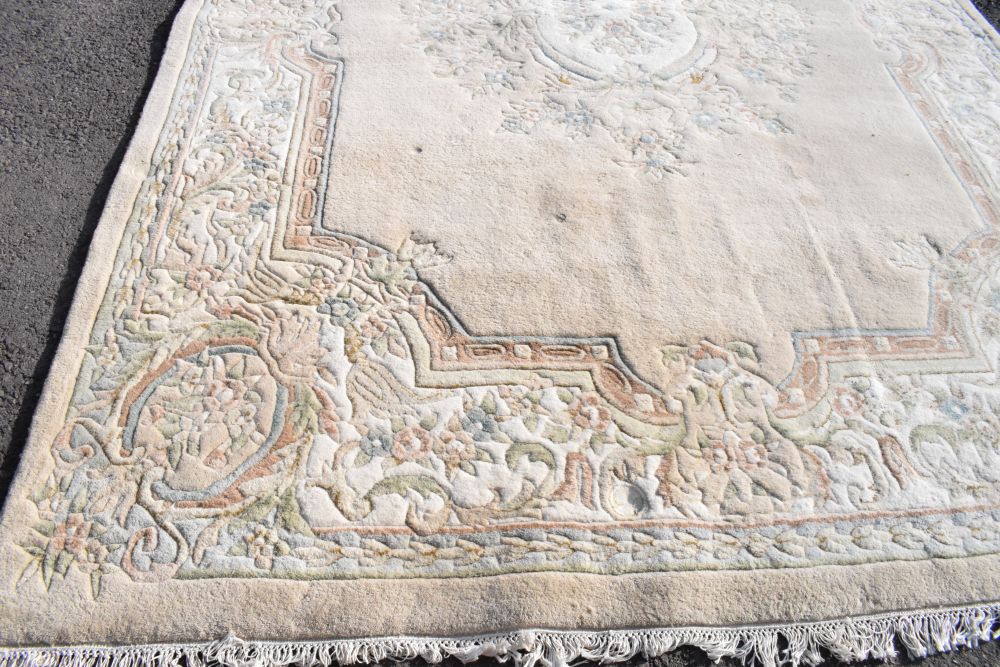 Large machine made wool carpet, 'Imperial Jewel', 262cm x 366cm - Image 2 of 4