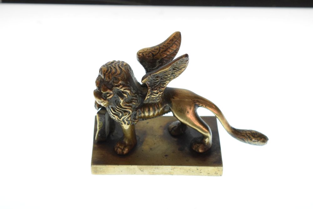 19th Century Grand Tour souvenir bronze model of the winged lion of St Marks, Venice, 10cm long