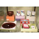 Quantity of boxed Oriental gift wares including; beakers, lacquered dish, etc