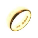 22ct gold wedding band, size O½, 8.8g approx