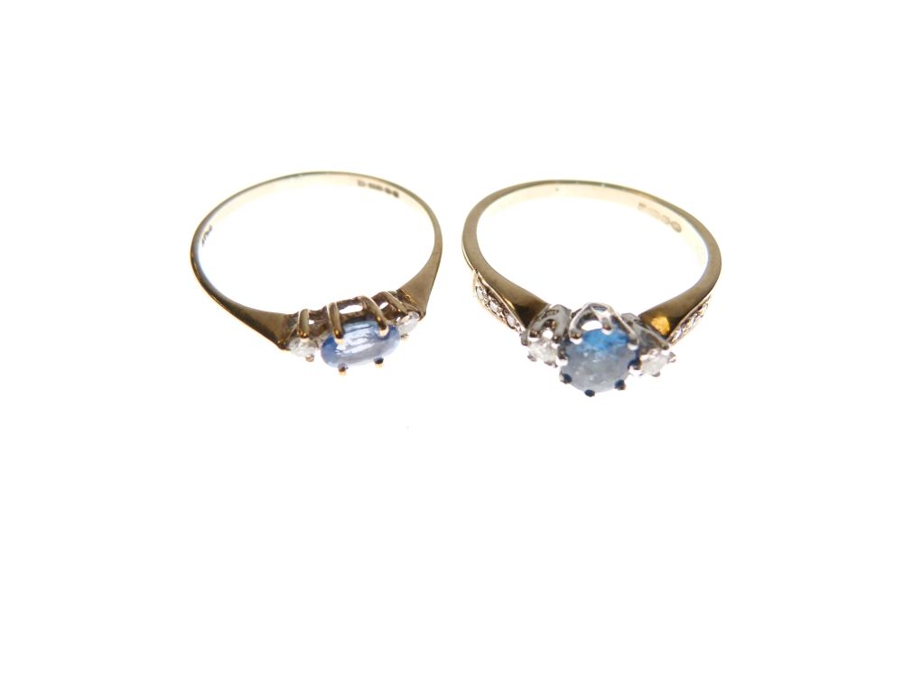 Two 9ct gold dress rings, one set central sapphire between two small diamonds, the other set a - Image 2 of 5