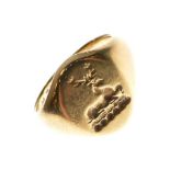 Gentleman's 18ct gold signet ring engraved with a stag, size N, 10.1g approx