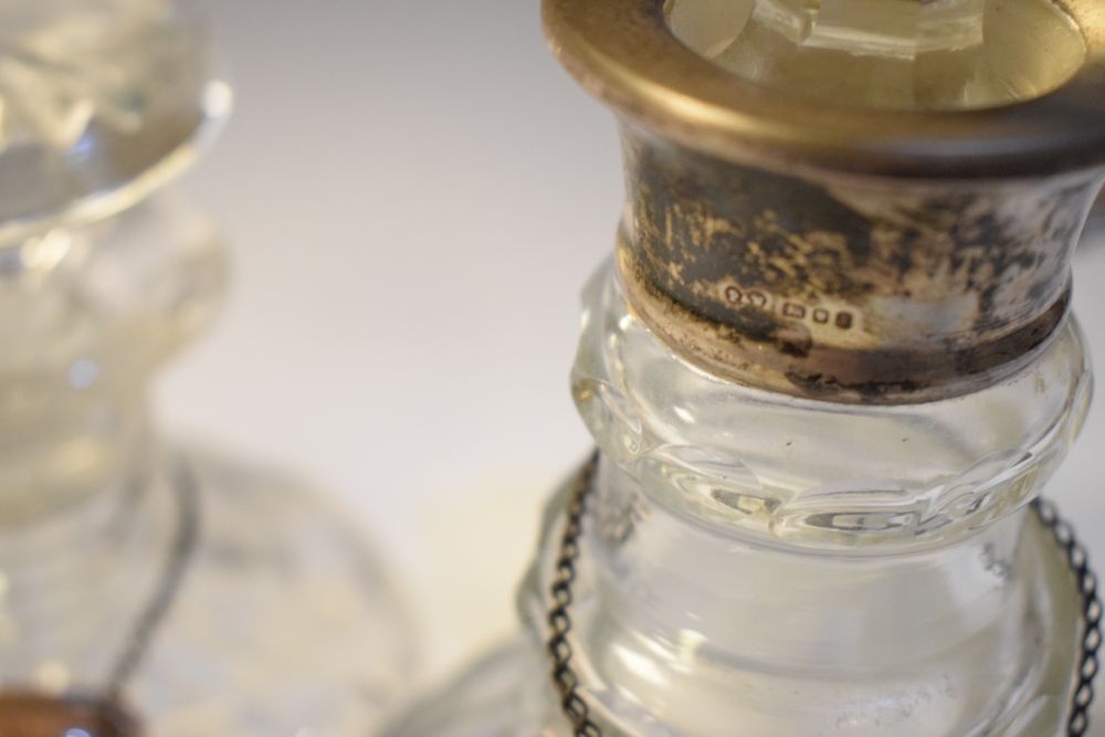 Sarum Lodge 5317 mallet shaped decanter having etched masonic decoration and a silver collar, - Image 6 of 6