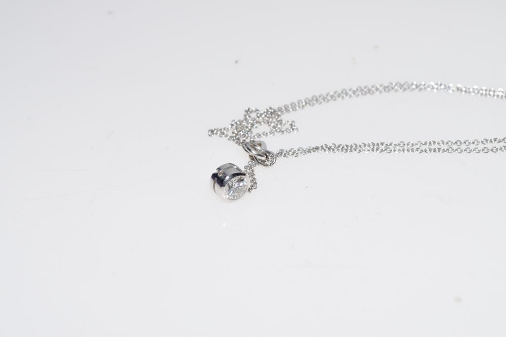 Single stone diamond pendant, in 18ct white gold, the brilliant cut approximately 0.3 carats - Image 4 of 6