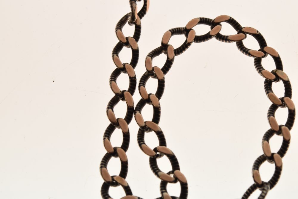 Watch chain, with niello decoration, 22cm long Condition: Unmarked white metal, no obvious - Image 4 of 4