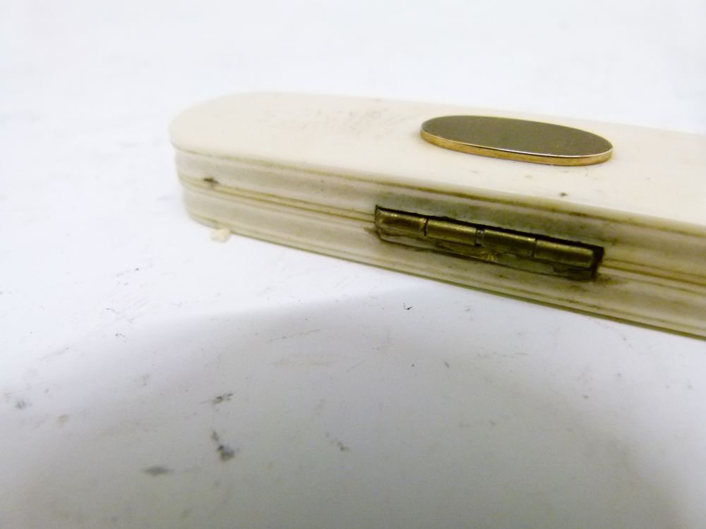 Late 18th/early 19th Century ivory patch box, of rounded oblong form with unmarked yellow metal - Image 6 of 6