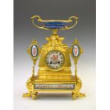 Late 19th Century French porcelain and gilt brass mantel clock, Japy Freres, Paris, the 3.25-inch