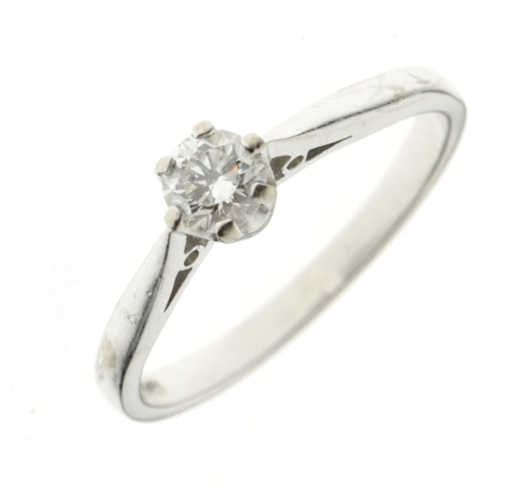 Single stone diamond 18ct white gold ring, the brilliant cut of approximately 0.25 carats estimated,