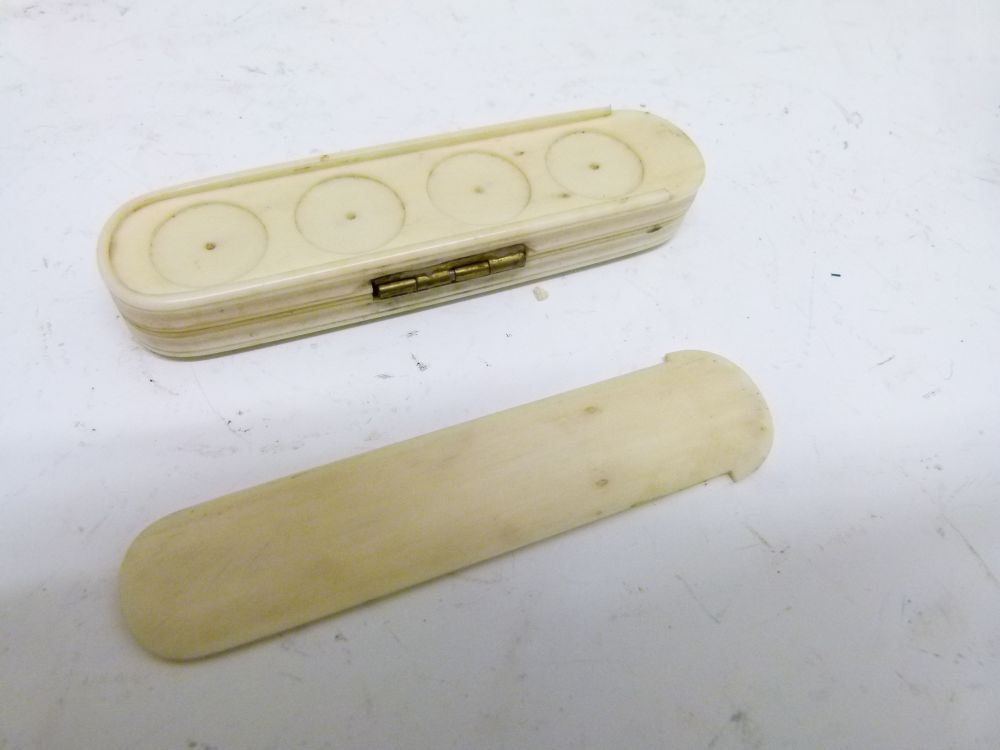 Late 18th/early 19th Century ivory patch box, of rounded oblong form with unmarked yellow metal - Image 3 of 6