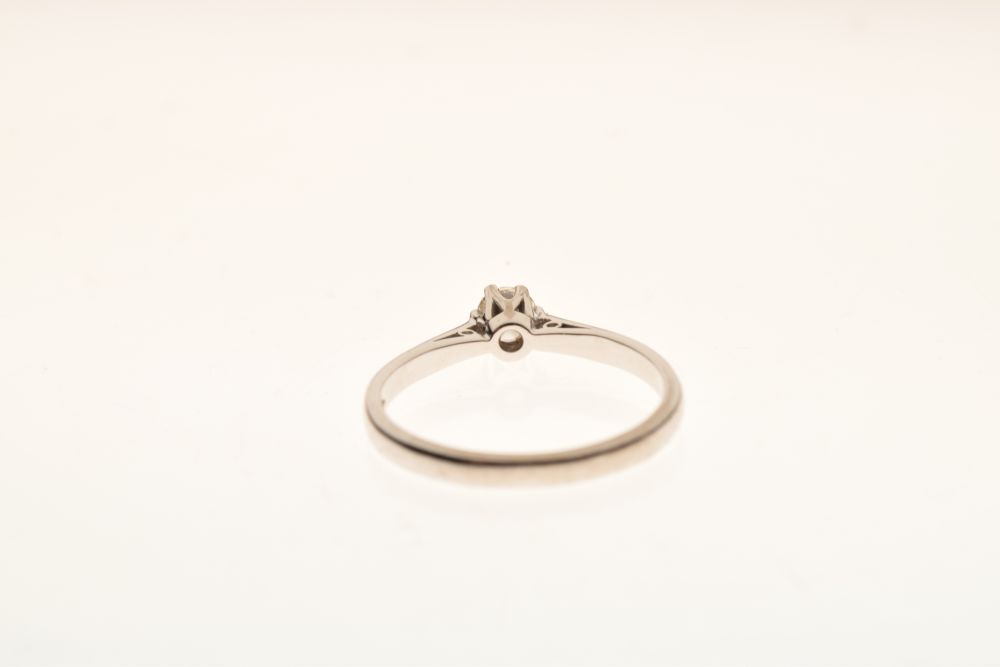 Single stone diamond 18ct white gold ring, the brilliant cut of approximately 0.25 carats estimated, - Image 3 of 6