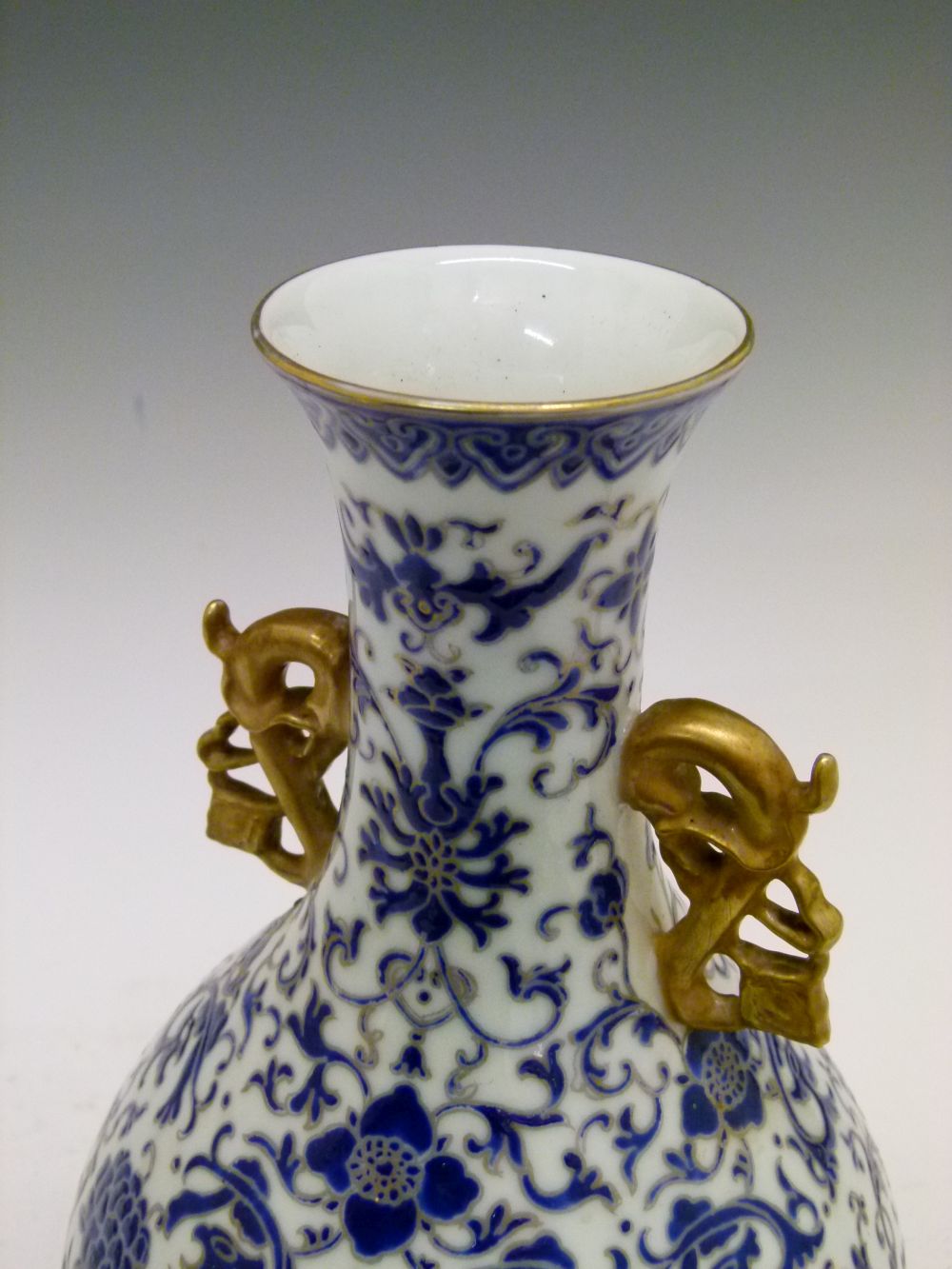 Chinese porcelain vase, of bulbous form with gilt handles and Royal blue enamel Ming-style floral - Image 5 of 10