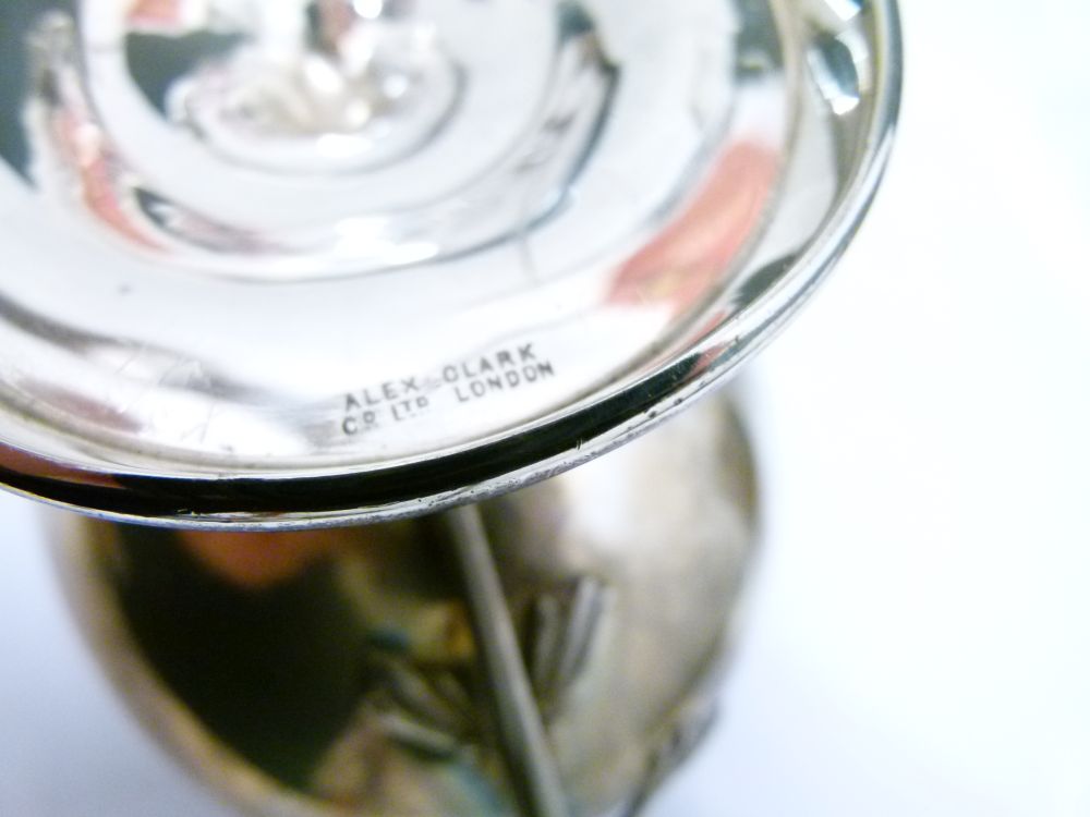 George V Art Nouveau silver bowl on stand, having naturalistic decoration with twin stylised handles - Image 8 of 8
