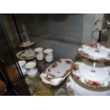 ROYAL ALBERT OLD COUNTRY ROSES CAKE PLATES ETC EST [£20- £40]