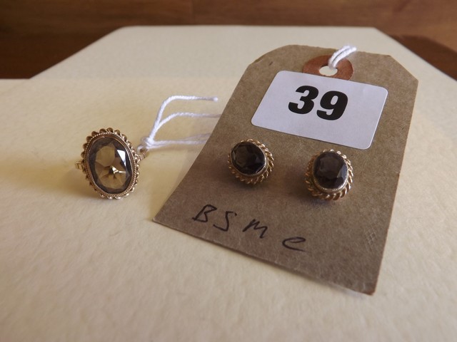 SMOKEY QUARTX 9CT GOLD SIZE "N" RING AND MATCHING EARRINGS 3.1 GRAMS EST [£30-£60]