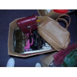 BOX LOT OF VINTAGE HANDBAGS EST [£5-£10]