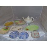 8 DECORATIVE PLATES AND TEAPOT EST[£25-£40]