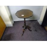 MAHOGANY WINE TABLE EST [£15-£20]