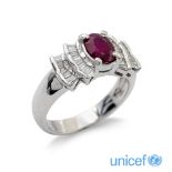 Platinum ring with oval ruby ct 1,20 weight 6,7 gr.