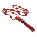 Coral necklace weight 85 gr.