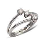 18kt white gold ring with three diamonds weight 3,2 gr.