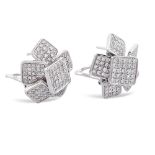 18kt white gold geometric motif earrings weight 17 gr.