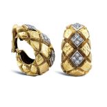 David Webb, geometric pattern earrings 1950s/1960s weight 42 gr.