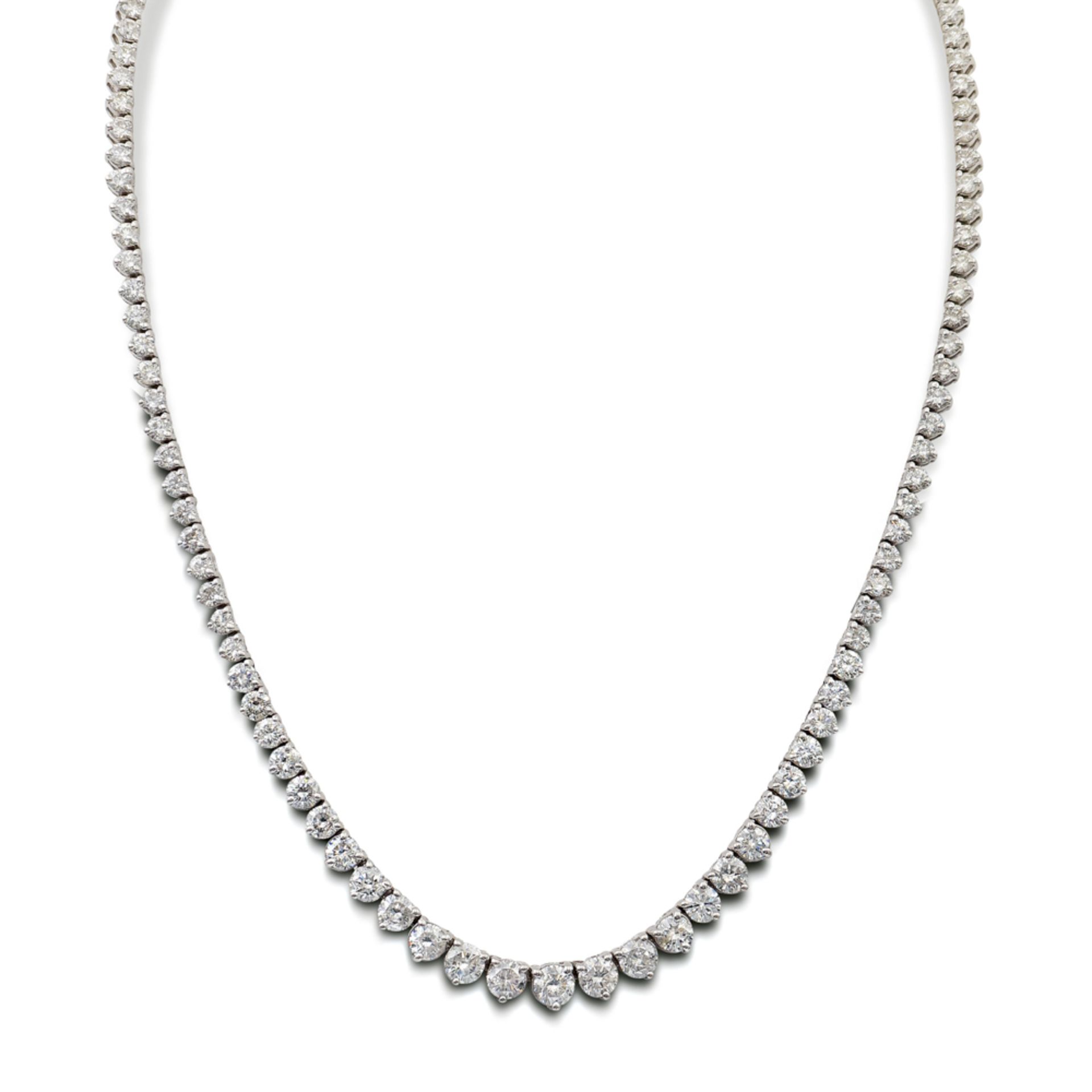 18kt white gold and diamond riviere collier weight 11,1 gr.
