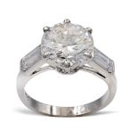 Platinum solitaire ring with brilliant cut diamond ct 2,70 weight 4,91 gr.