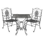 Cast iron garden set (3) 20th century 76x70x70 cm - 100x63x63 cm.