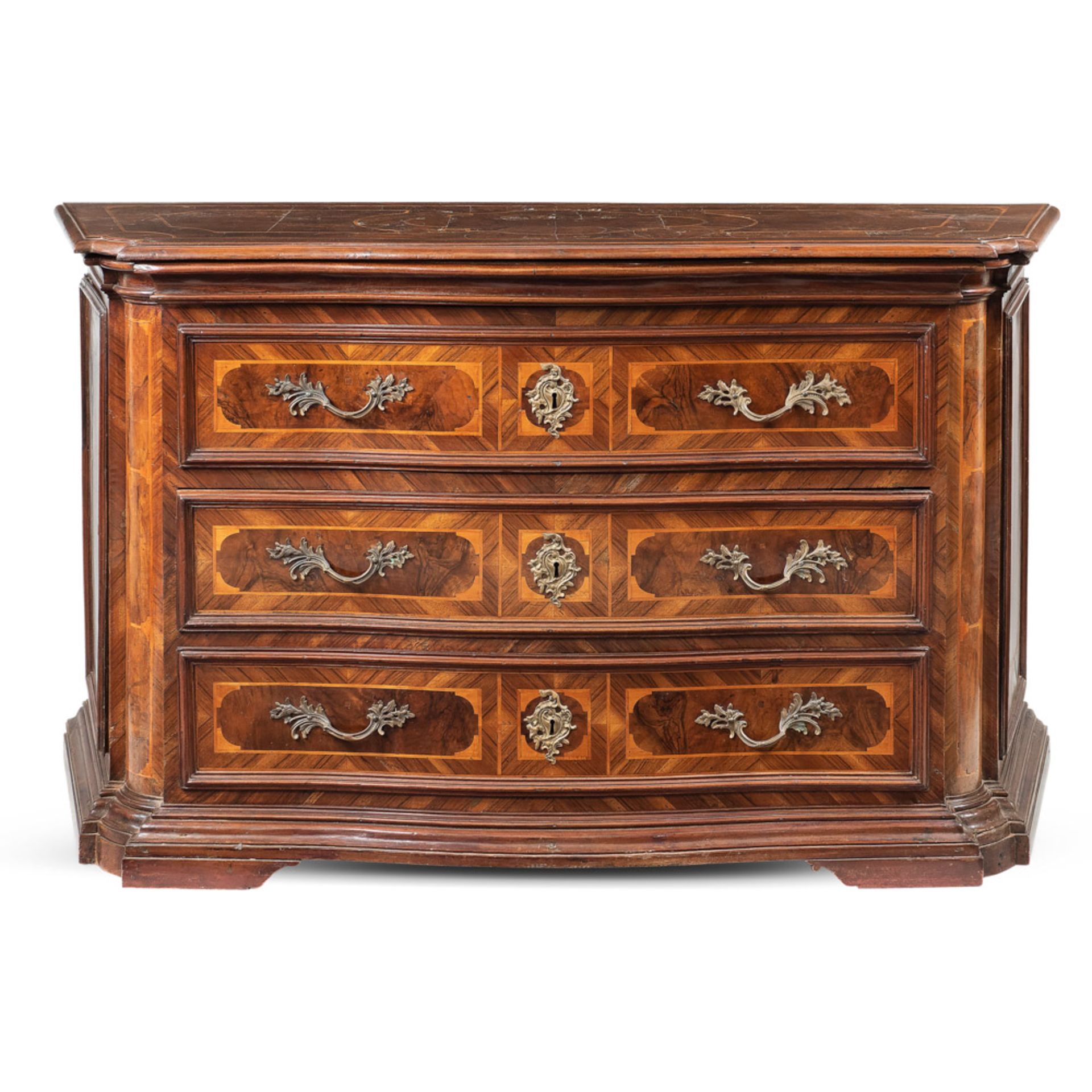 chest of drawers veneered in walnut Emilia, 18th century 100x170x64 cm.