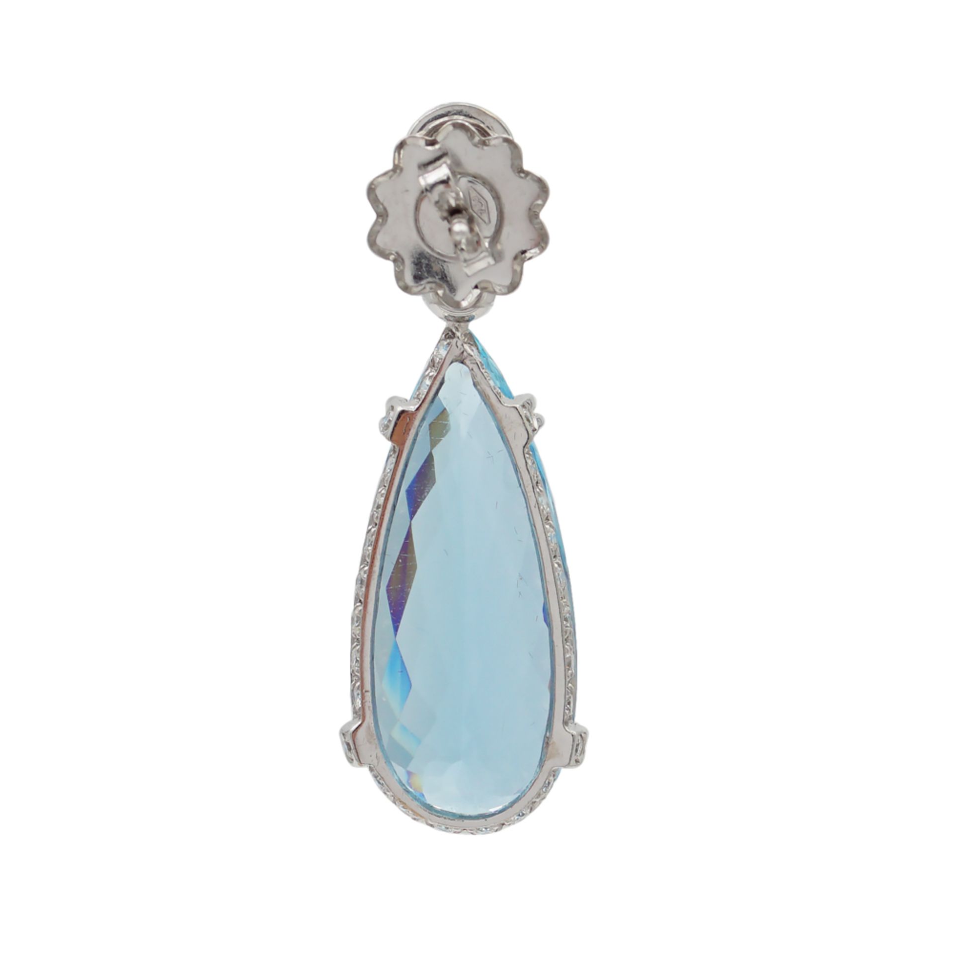 18kt white gold earrings with two pendant aquamarines 42 ct weight 16,9 gr. - Image 2 of 2