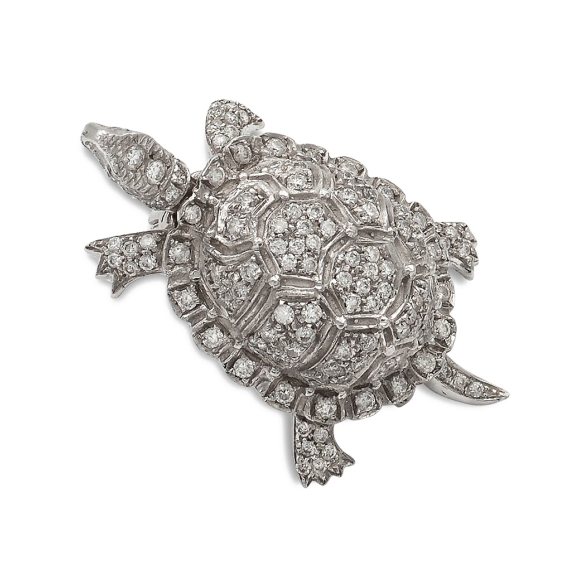 18kt white gold and diamond turtle shaped brooch weight 16,3 gr.