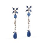 18kt white gold, sapphires and diamond earrings weight 6,1 gr.