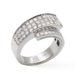 White gold and diamond contrariè ring weight 9,2 gr.