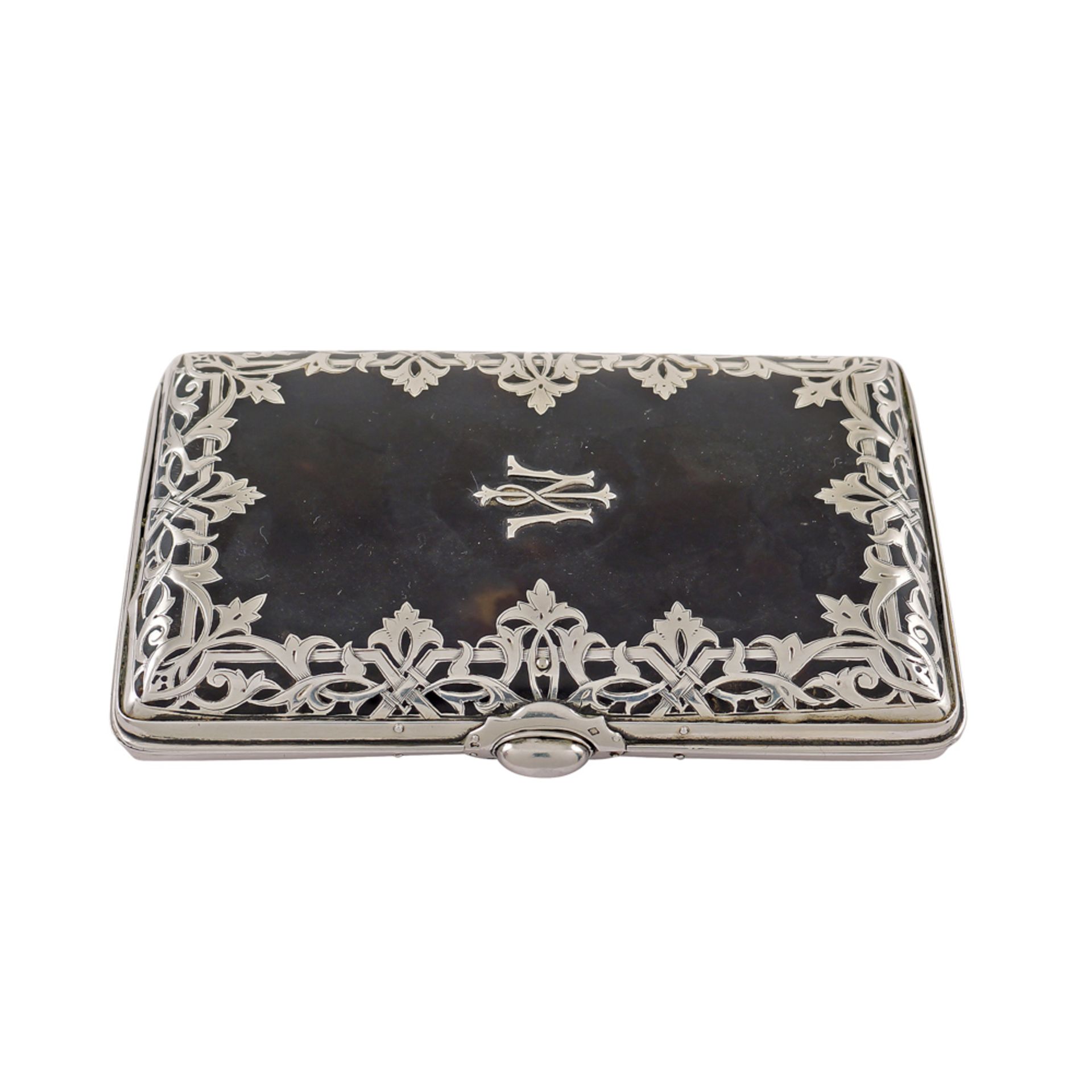 A silver and turtle snuffbox France, Liberty period gross weight 80 gr. carved surface with