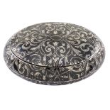 A silver niello snuffbox France, 19th century weight 70 gr. body engraved with volute plant