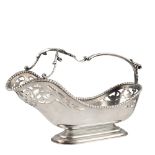 Silver wine bottle holder basket Italy, 20th century 17x27x9,5 cm. with shaped profile and handle,