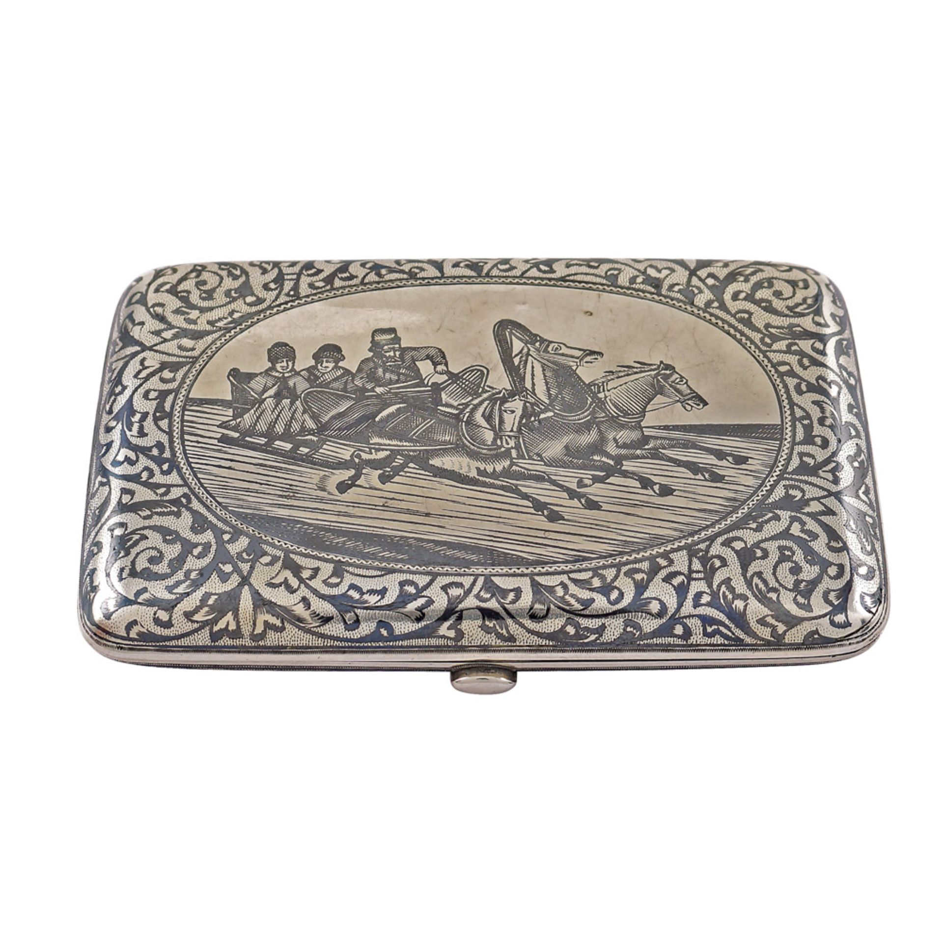 A niello silver snuffbox Russia, 19th century weight 130 gr. carved surface featuring a Troika