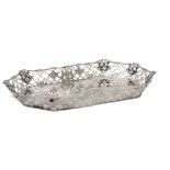 Octagonal silver centerpiece Italy, 20th century 4x32x20 cm. edge decorated with floral and plant