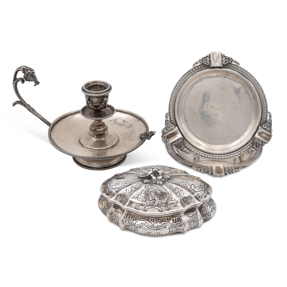 Group of silver objects (4) Italy, 20th century total weight 617 gr. different manufactures,
