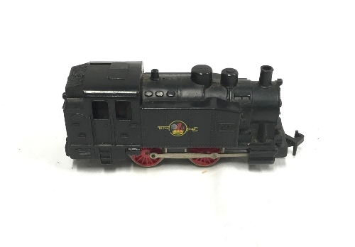 Hornby R553 Caledonian Railway 4-2-2 locomotive- appears in Good Plus condition in Good Plus box - Image 2 of 3