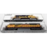 2 x KATO N Gauge Locomotives: 176-2006 EMD SD-40 #5014 Santa Fe and 176-5609 Union Pacific EMD