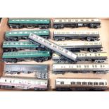 Tray containing a quantity of OO gauge coaches to include Triang, Bachmann, Graham Farish and