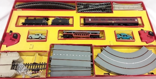 Triang Railways OO Gauge RM.C Minic Motorway Interchange Set consisting of 0-6-0 BR 43775 - Image 3 of 4