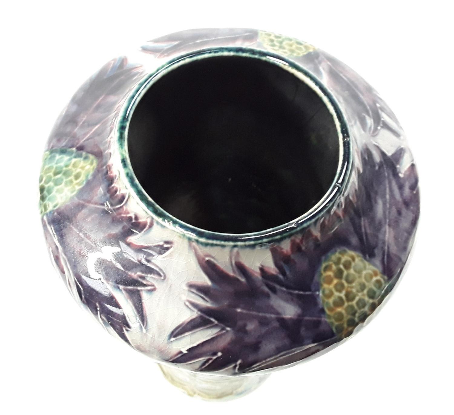 Elegant Staffordshire vase with thistle pattern (30cm high). - Image 2 of 4