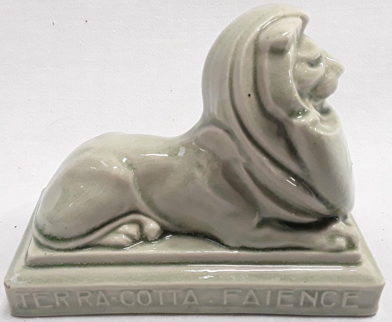 Carters & Co Poole Pottery Lustre advertising lion desk paperweight. - Image 5 of 5