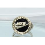 A 9ct gold and jet NIKE men's signet ring Size V