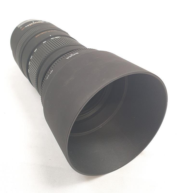 A Sigma DG Marumi 120-400mm HSM camera Lense with carry case (REF 123). - Image 3 of 3