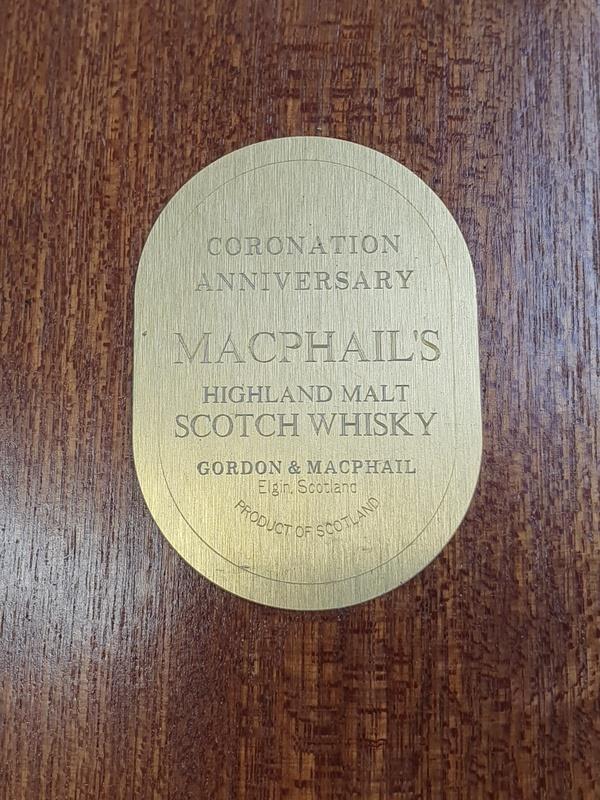 Machphail's Highland Malt Scotch Whisky 40th Royal Coronation Anniversary Limited Edition Bottle no. - Image 3 of 3